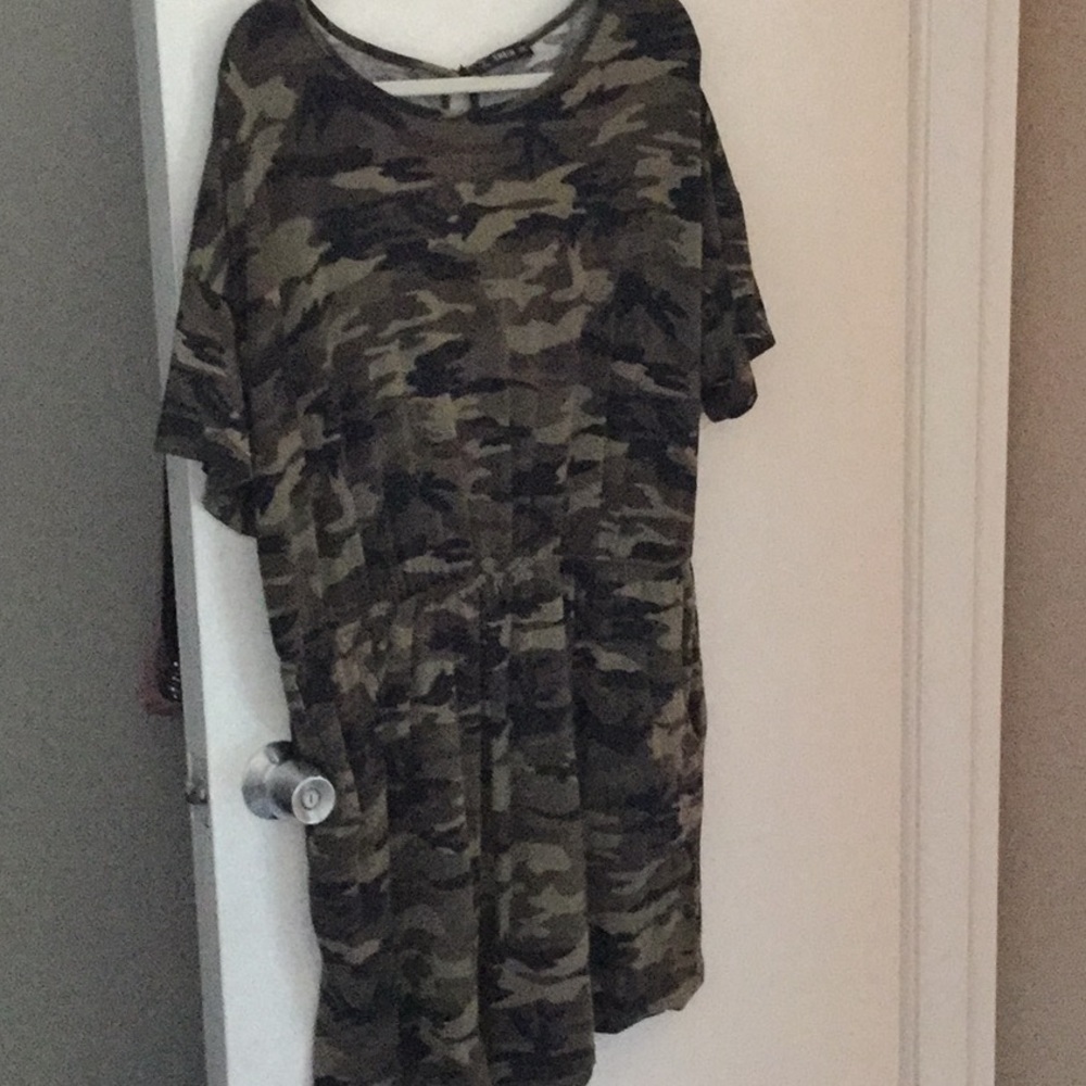 SHEIN Camo romper